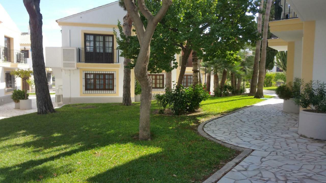 Apartamento Primera Linea De Playa Las Marinas Vera Exterior photo